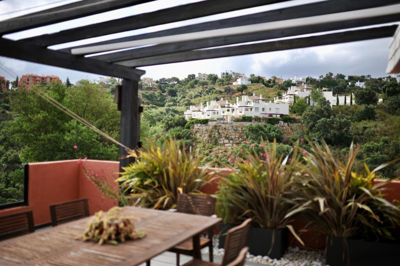 Bright Apartment In The Hills Of Elviria Málaga Exterior foto